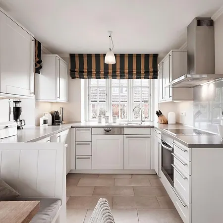 Feenhues Holiday home